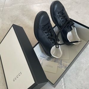 😱😍Authentic Gucci Ace Perforated Interlocking G Black Sneakers,  Gucci Size 8